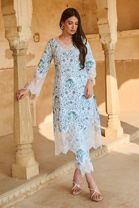Sage Saga Green Chanderi, Lace Lace, Embroidery V-neck Raasa Kokil Printed Kurta Pant Set at Aza Fashions Sage Saga_Green Chanderi, Lace Lace, Embroidery V-neck Raasa Kokil Printed Kurta Pant Set _at_Aza_Fashions