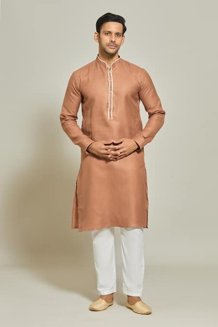 Arihant Rai Sinha Solid Pintux Placket Kurta Set 