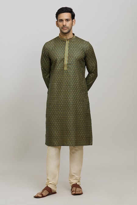 Arihant Rai Sinha Bouquet Print Kurta & Churidar Set 