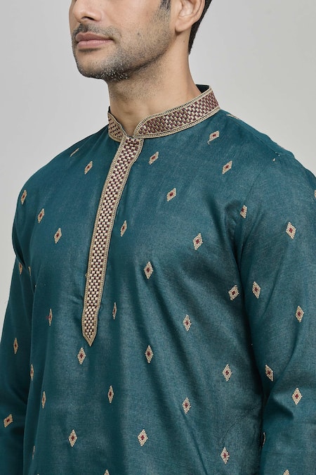 Arihant Rai Sinha Green Polyester, Cotton Embroidery Thread Kurta And Churidar Set at Aza Fashions Arihant Rai Sinha_Green Polyester, Cotton Embroidery Thread Kurta And Churidar Set _at_Aza_Fashions