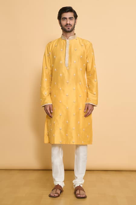Arihant Rai Sinha_Yellow Polyester Lace, Embroidery Geometric Leaf Kurta Set _Online_at_Aza_Fashions