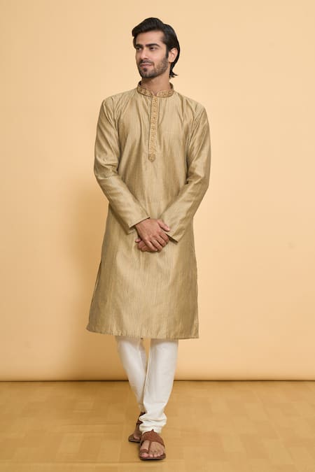 Arihant Rai Sinha Embroidered Kurta & Churidar Set 