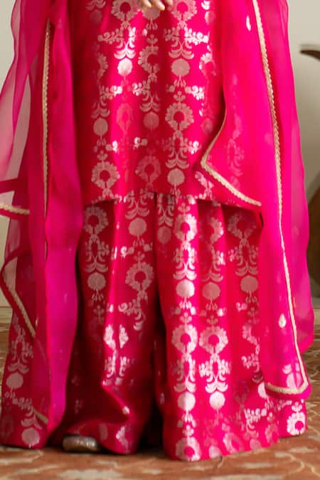 Buy_Sobariko_Pink Silk Embroidery V-neck Jaal Motif Kurta Sharara Set _Online_at_Aza_Fashions