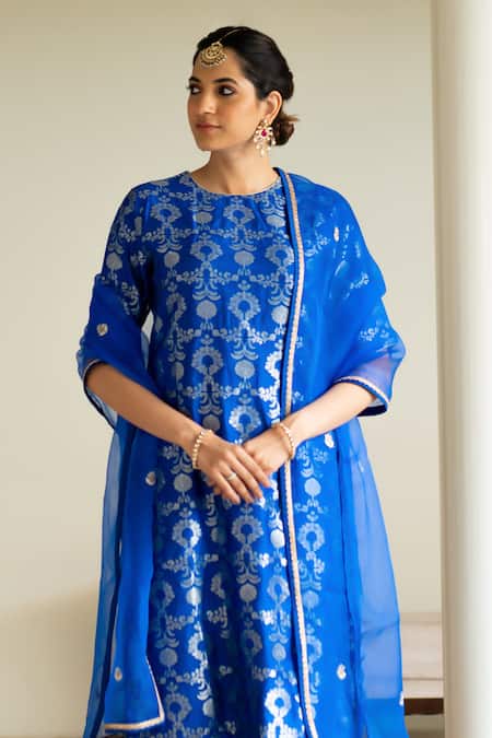 Sobariko_Blue Silk Embroidery Round Neck Jaal Motif Woven Kurta Pant Set _Online_at_Aza_Fashions
