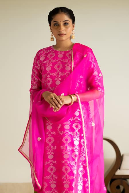 Sobariko_Pink Silk Hand Embroidered Jaal Round Woven Kurta Set  _Online_at_Aza_Fashions