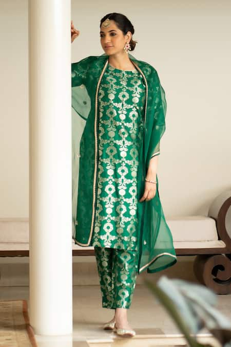 Sobariko Woven Brocade Kurta Set 