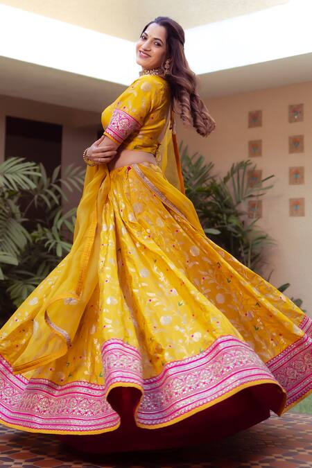 Shop_SOBARIKO_Yellow Brocade, Silk Embroidery, Lace V-neck Floral Jaal Lehenga Set_at_Aza_Fashions
