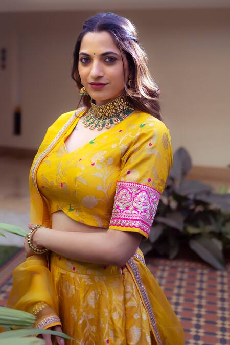 Buy_SOBARIKO_Yellow Brocade, Silk Embroidery, Lace V-neck Floral Jaal Lehenga Set_Online_at_Aza_Fashions