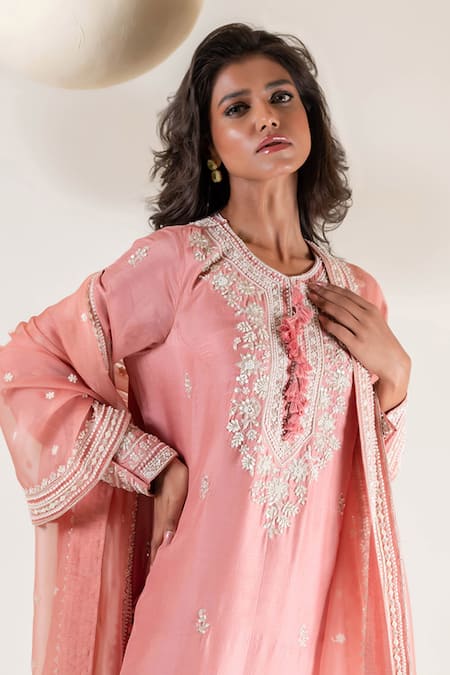 Buy Pallavi Poddar Pink Organza, Satin, Lycra Embroidery, Sequins Blossom Aari Kurta Pant Set Online at Aza Fashions Buy_Pallavi Poddar_Pink Organza, Satin, Lycra Embroidery, Sequins Blossom Aari Kurta Pant Set _Online_at_Aza_Fashions