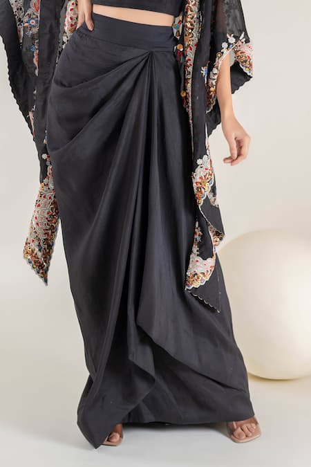Pallavi Poddar Black Organza Embroidery High Phool Bahar Resham Suta Work Cape Draped Skirt Set Online at Aza Fashions Pallavi Poddar_Black Organza Embroidery High Phool Bahar Resham Suta Work Cape Draped Skirt Set _Online_at_Aza_Fashions