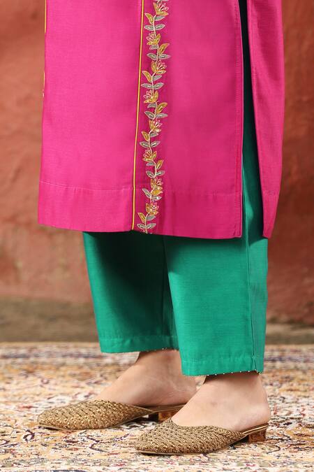 Buy_Weaver Story_Pink Chanderi Silk Zari, Beads, Embroidery V-neck Placement Kurta Pant Set _Online_at_Aza_Fashions