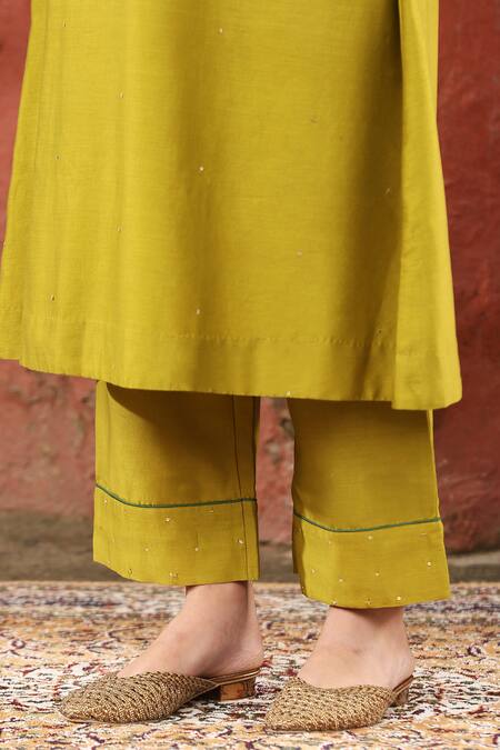 Buy_Weaver Story_Green Chanderi Silk Sequins, Embroidery High Neck Yoke Kurta Pant Set _Online_at_Aza_Fashions