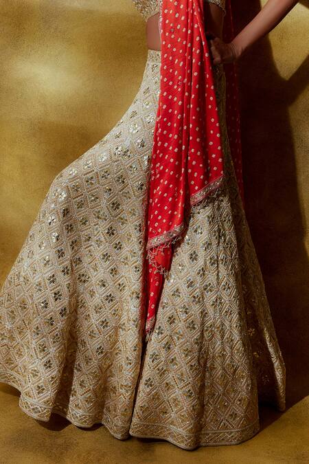 Anushka Khanna_Off White Silk, Crepe Diamonds, Embroidery Square Neck Lehenga Set_Online_at_Aza_Fashions