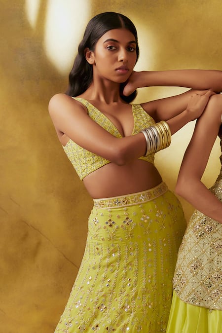 Anushka Khanna_Yellow Silk, Crepe Embroidery V-neck Diamond Motif Lehenga Set_Online_at_Aza_Fashions