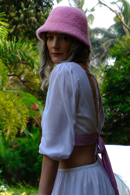 Buy Aliaum White Cotton Embroidery V-neck V Top And Pink Flared Skirt Set Online at Aza Fashions Buy_Aliaum_White Cotton Embroidery V-neck V Top And Pink Flared Skirt Set _Online_at_Aza_Fashions