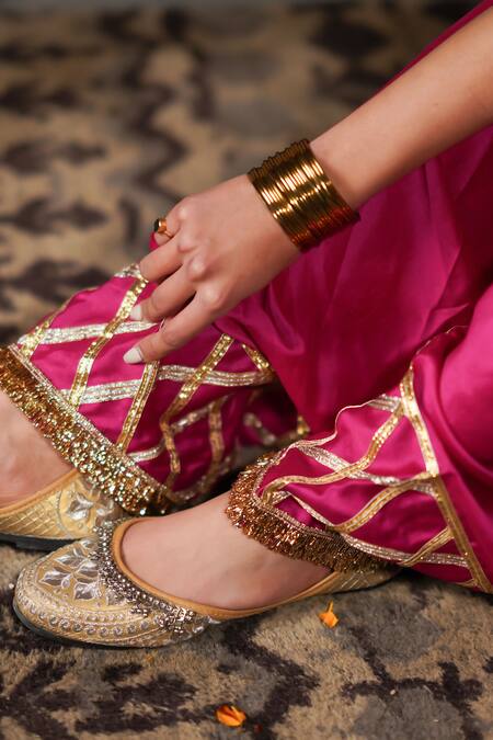 Leela By A_Pink Zari, Beads, Gota Patti Mandarin Collar Embroidered Kurta And Salwar Set _Online_at_Aza_Fashions