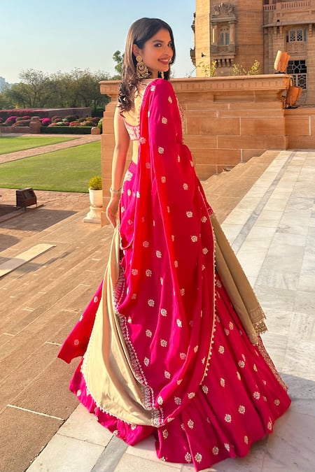 Shop_Vasavi Shah_Pink Silk Sequins, Embroidery V-neck Bridal Lehenga Set _at_Aza_Fashions