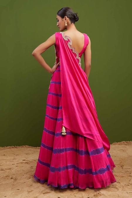 Vasavi Shah_Pink Silk Sequins, Diamonds, Embroidery V-neck Lehenga Set _Online_at_Aza_Fashions