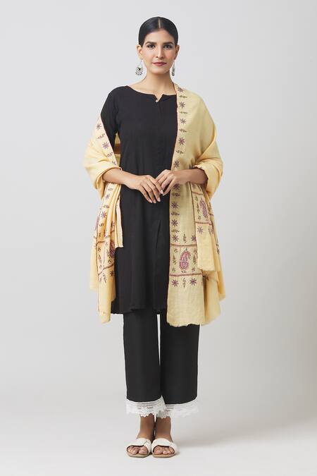 Toosh Kashmir Cream Sozni Hand Embroidered Palldar Pashmina Shawl Online at Aza Fashions Toosh Kashmir_Cream Sozni Hand Embroidered Palldar Pashmina Shawl_Online_at_Aza_Fashions