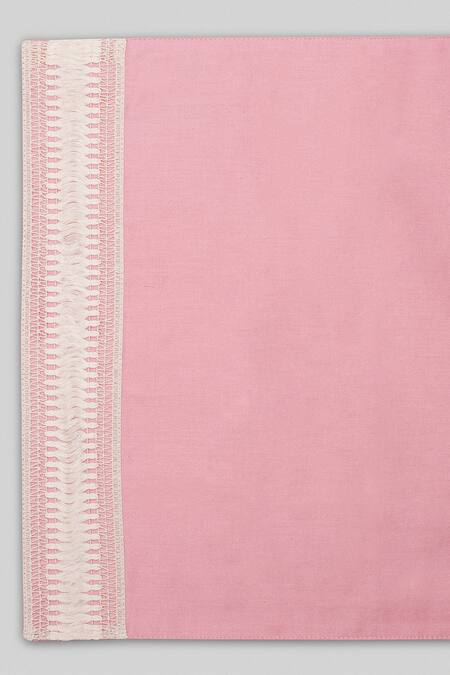 Veda Homes Coral 100% Cotton Lace Embroidered Placemats - Set Of 6 Online at Aza Fashions Veda Homes_Coral 100% Cotton Lace Embroidered Placemats - Set Of 6_Online_at_Aza_Fashions