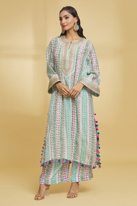 Maayera Jaipur Floral Geometric Pattern Embroidered Kurta & Pant Set 