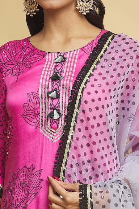 Buy_Maayera Jaipur_Pink Cotton, , Organza Embroidery, Lace Ombre Floral Kurta Pant Set _Online_at_Aza_Fashions