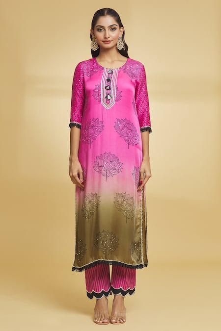 Maayera Jaipur_Pink Cotton, , Organza Embroidery, Lace Ombre Floral Kurta Pant Set _at_Aza_Fashions