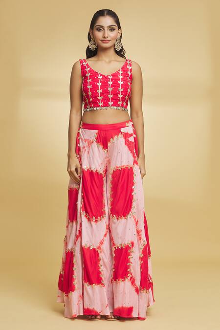 Maayera Jaipur Red Muslin, Silk Gota Patti V-neck Embroidered Cape Pant Set Online at Aza Fashions Maayera Jaipur_Red Muslin, Silk Gota Patti V-neck Embroidered Cape Pant Set _Online_at_Aza_Fashions