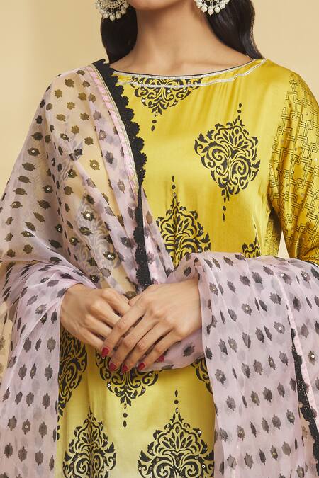 Shop Maayera Jaipur Yellow Cotton, , Organza Sequins Butta Pattern Shaded Kurta Pant Set Online at Aza Fashions Shop_Maayera Jaipur_Yellow Cotton, , Organza Sequins Butta Pattern Shaded Kurta Pant Set _Online_at_Aza_Fashions