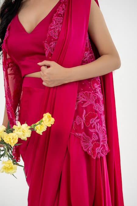 Aanchal Vijaywargi Pink Organza Cut Work, Foxtail Solid Front Pleated Pre-draped Saree Set at Aza Fashions Aanchal Vijaywargi_Pink Organza Cut Work, Foxtail Solid Front Pleated Pre-draped Saree Set _at_Aza_Fashions