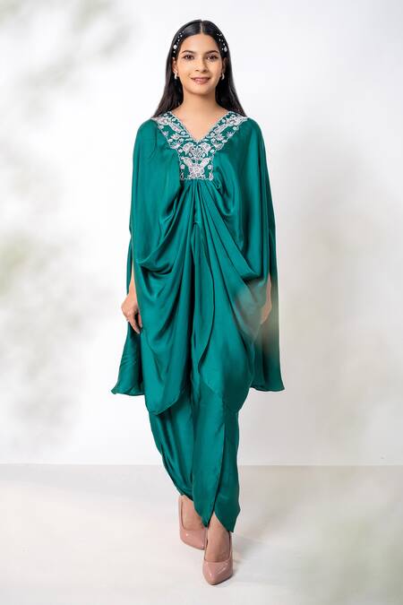 Buy_Aanchal Vijaywargi_Green Bemberg Satin Embroidery Thread V Neck Flora Kaftan With Tulip Pant _Online_at_Aza_Fashions