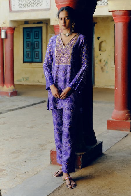 Buy_Drishti & Zahabia_Purple Silk, Crepe Diamonds, Gota Scallop Fleur Bandhej Print Kurta With Pant _Online_at_Aza_Fashions