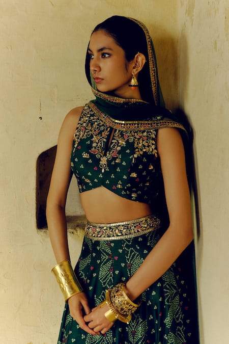 Buy_Drishti & Zahabia_Green Silk, Net, Crepe Diamonds, Bandhej Print And Embroidered Lehenga Set 