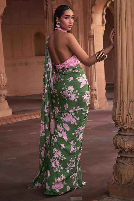 Shop Diyarajvvir Green Tulle, Crepe Beads, Sequins Floral Print Pre-draped Saree With Blouse at Aza Fashions Shop_Diyarajvvir_Green Tulle, Crepe Beads, Sequins Floral Print Pre-draped Saree With Blouse _at_Aza_Fashions