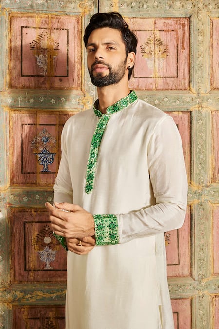 Diyarajvvir Embroidered Cuff Sleeve Kurta & Pant Set 