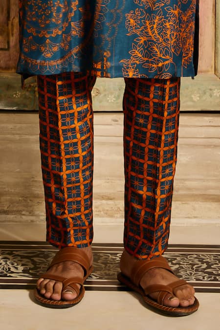 Diyarajvvir Blue Denim, Silk Embroidery, Mirrors Thikri Print Bundi Kurta Set Online at Aza Fashions Diyarajvvir_Blue Denim, Silk Embroidery, Mirrors Thikri Print Bundi Kurta Set _Online_at_Aza_Fashions