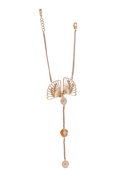 Itrana Geometric Carved Cutwork Pendant Necklace 