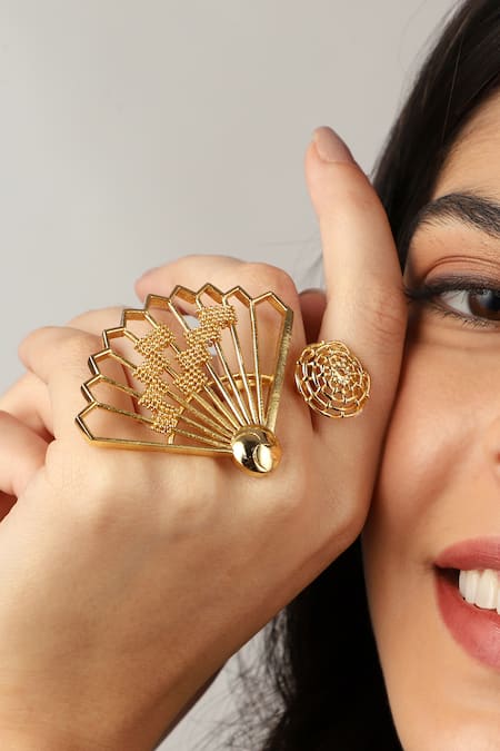 ITRANA Cutwork Fan Double Motif Ring 