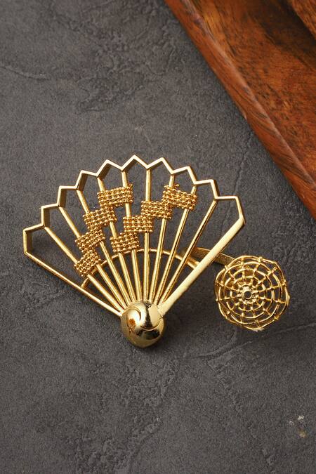 Itrana Cutwork Fan Double Motif Ring 