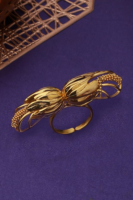 Itrana Flower Carved Cutwork Ring 