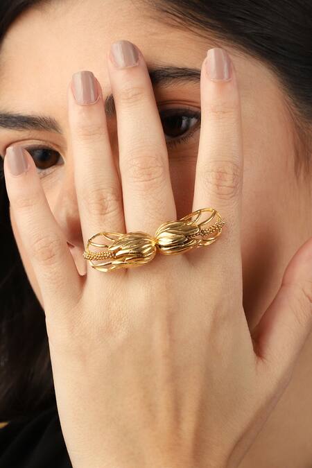 Shop_Itrana_Gold Plated Beads Flower Carved Cutwork Ring 