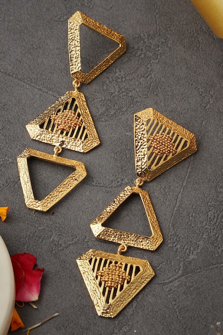 Itrana Triangle Carved Earrings 