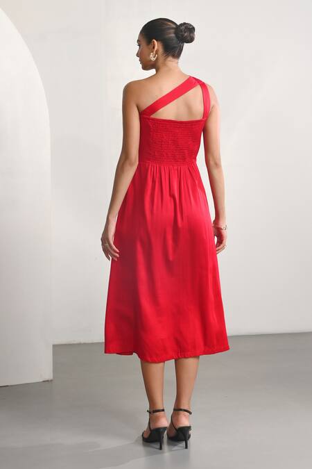 Shop_Moontara_Red Cotton Satin One Shoulder Solid Dress _at_Aza_Fashions