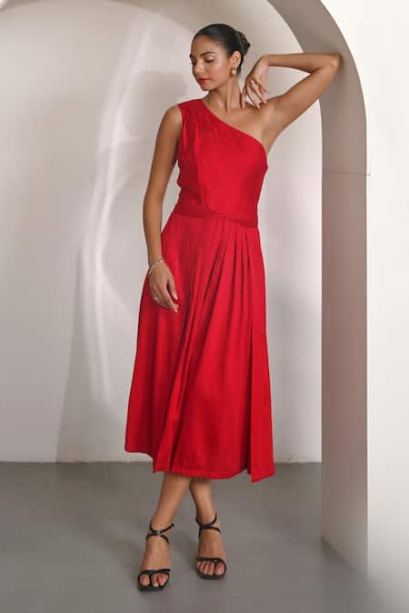 Moontara_Red Cotton Satin One Shoulder Solid Dress _at_Aza_Fashions