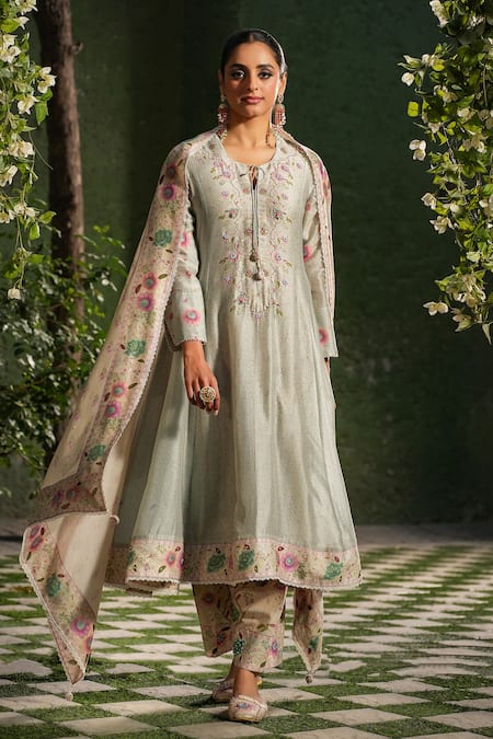 Label Niti Bothra Ivory Silk Chanderi Printed Floral Round Mughal Heer Kalidar Kurta Set 