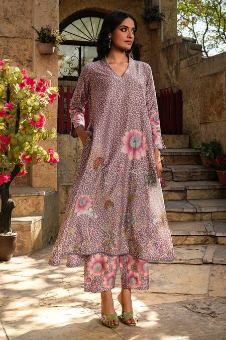 Shop_Label Niti Bothra_Purple Silk, Chanderi Embroidery V-neck Mughal Phool Kurta And Pant Set _Online_at_Aza_Fashions