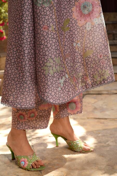 Label Niti Bothra_Purple Silk, Chanderi Embroidery V-neck Mughal Phool Kurta And Pant Set _at_Aza_Fashions