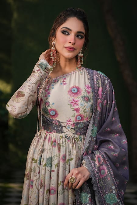 Buy_Label Niti Bothra_Ivory Silk, Chanderi Embroidery, Sequins Floral Vine Print Koti Anarkali Set 