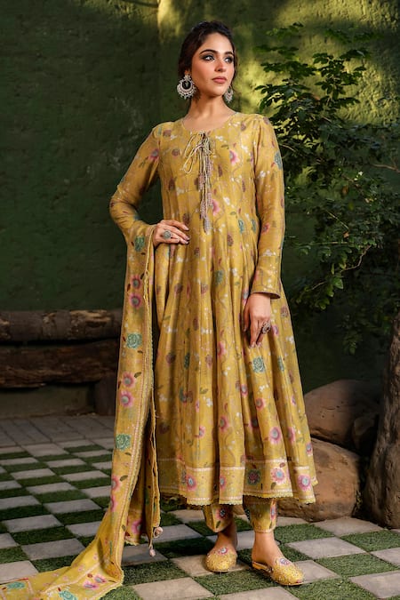 Shop_Label Niti Bothra_Yellow Silk, Chanderi Beads Round Neck Floral Print Anarkali Pant Set _at_Aza_Fashions