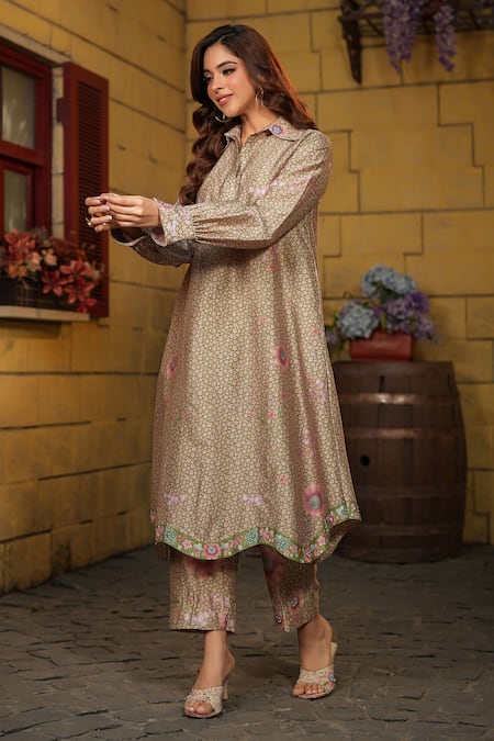 Label Niti Bothra_Green Silk, Chanderi Embroidery Collared Miniature Flower Print Kurta With Pant _Online_at_Aza_Fashions